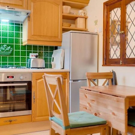 Barley Cottage Whittington  Екстериор снимка