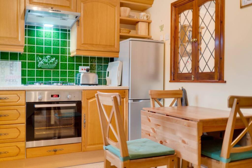 Barley Cottage Whittington  Екстериор снимка