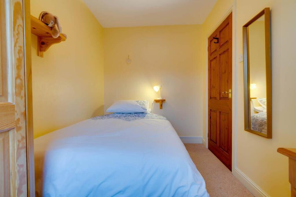 Barley Cottage Whittington  Екстериор снимка